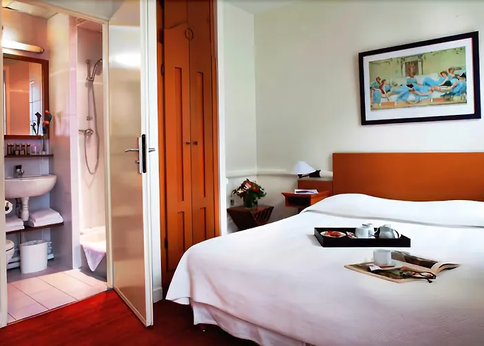 La Manufacture פריז